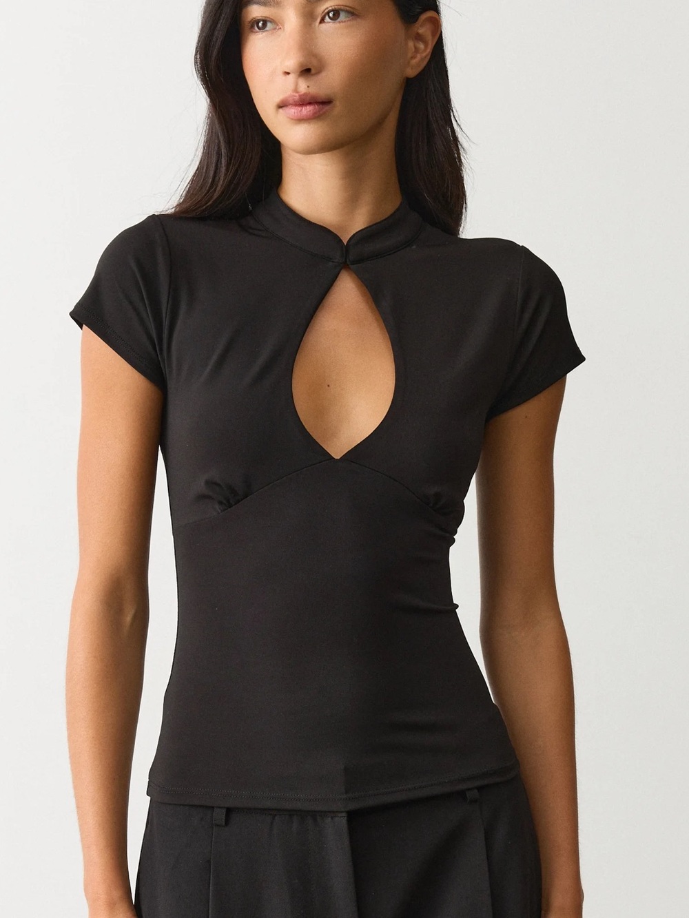 NWT Black Keyhole Cut Out Top